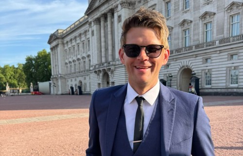 Tom Egleton Buckingham Palace   landscape